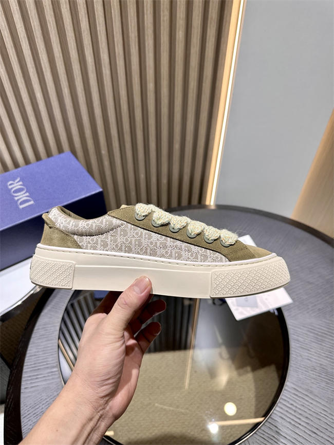 D10r sneaker