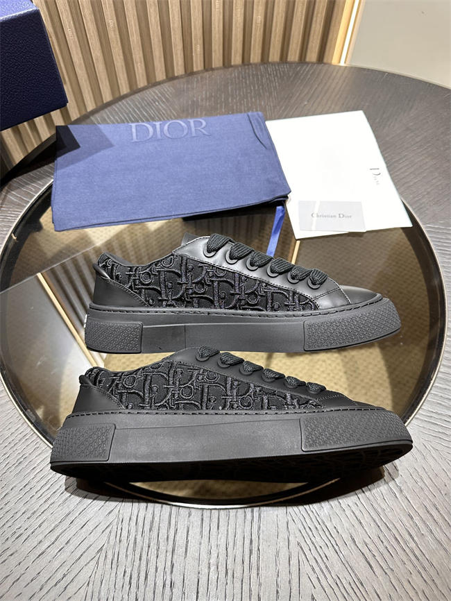 D10r sneaker
