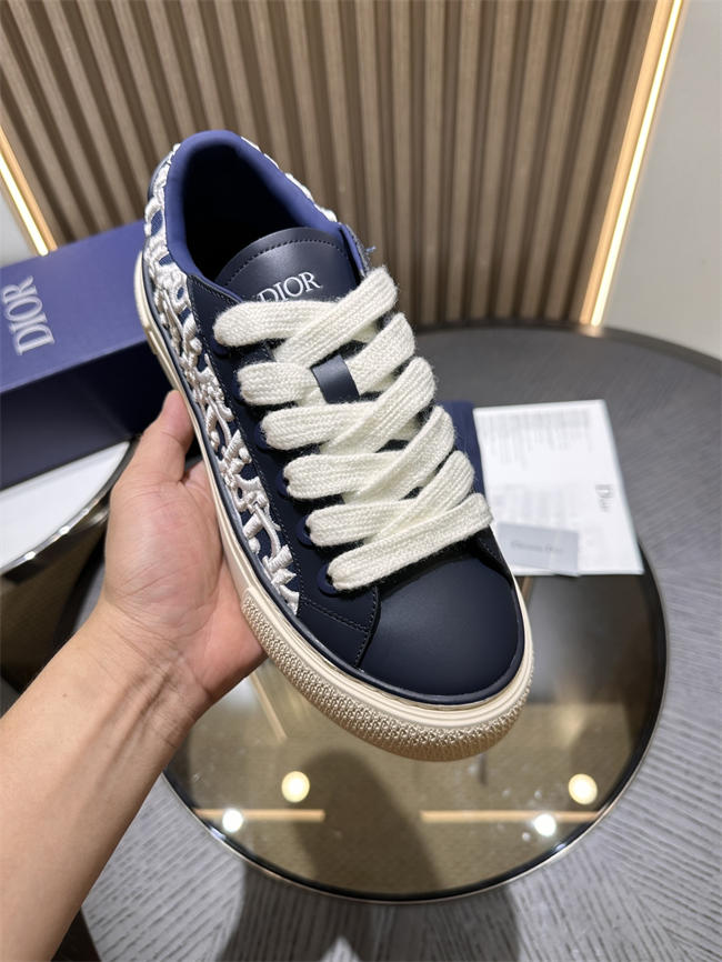D10r sneaker