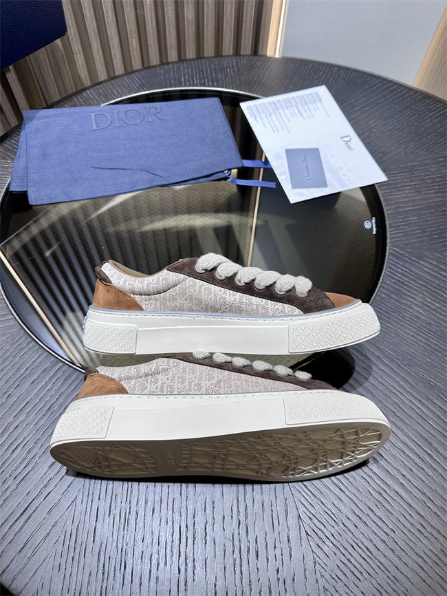 D10r sneaker