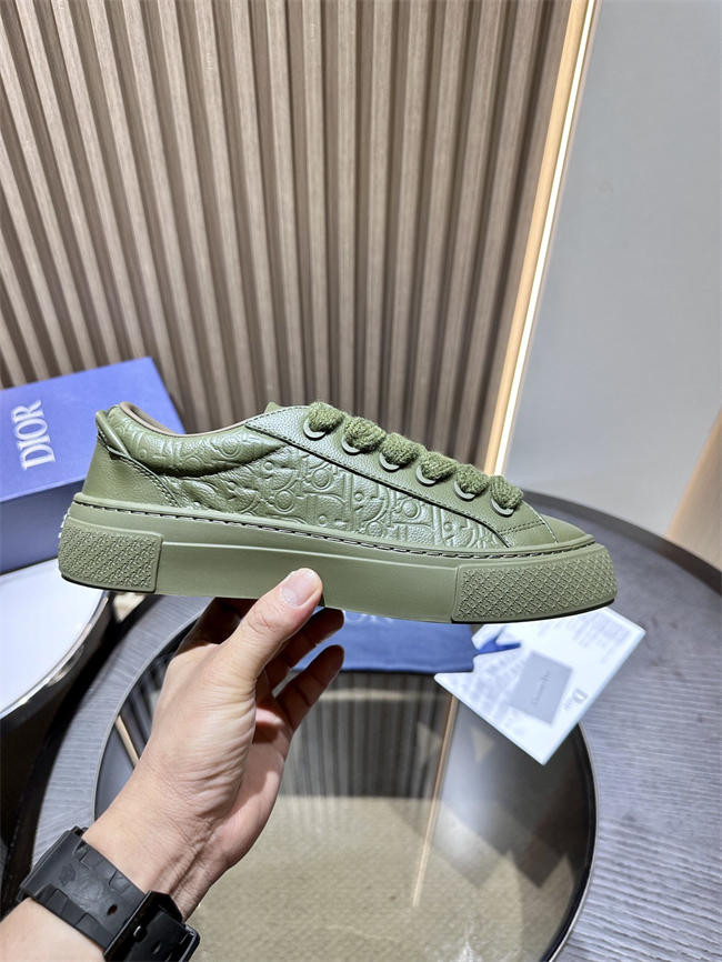 D10r sneaker
