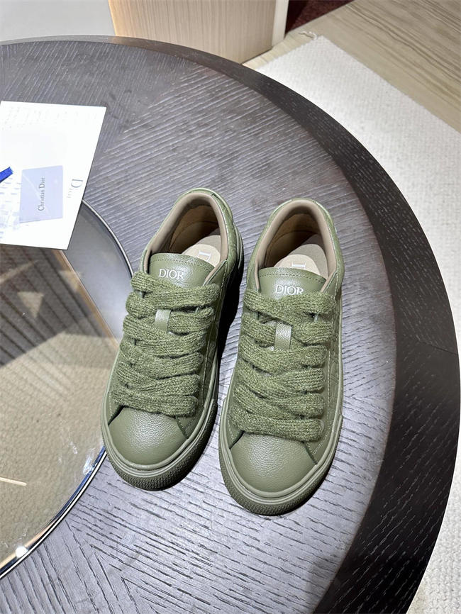 D10r sneaker