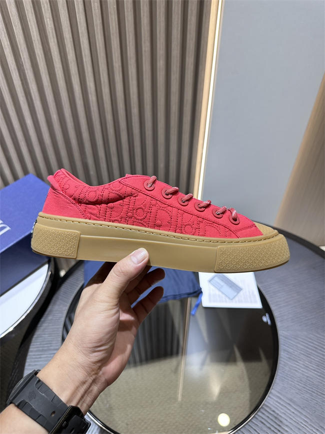 D10r sneaker