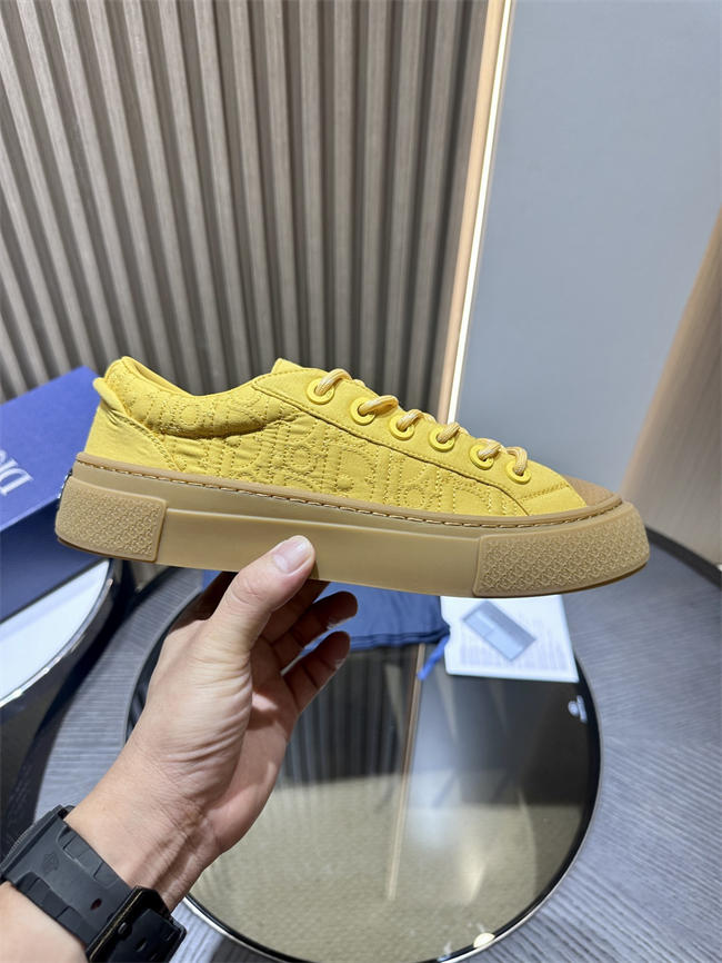D10r sneaker