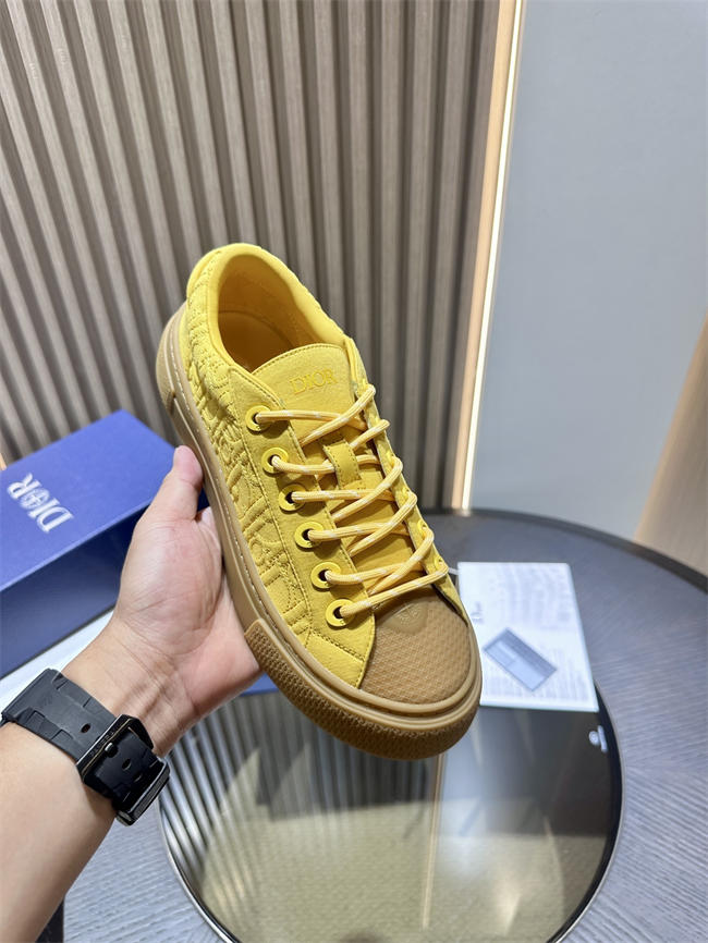 D10r sneaker