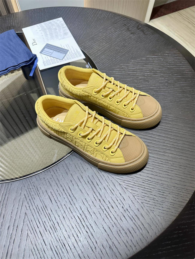 D10r sneaker