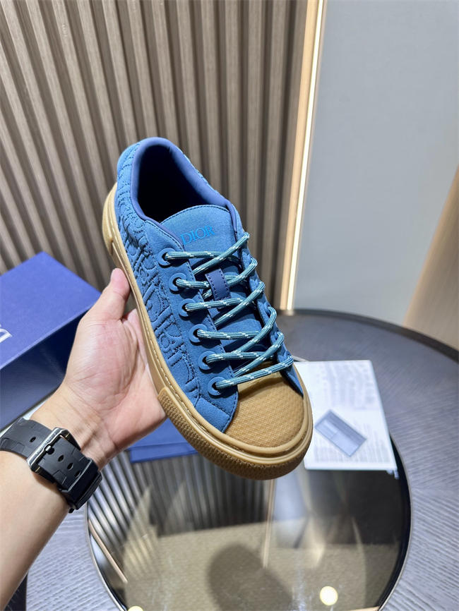 D10r sneaker