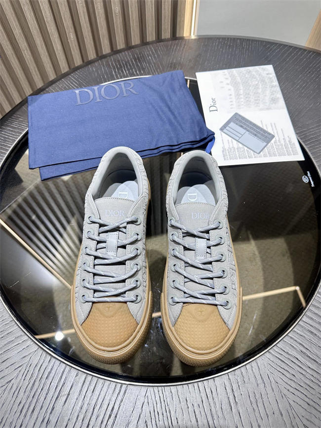 D10r sneaker