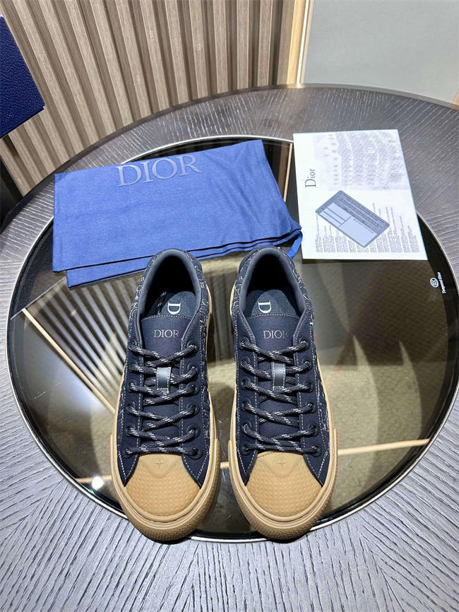 D10r sneaker