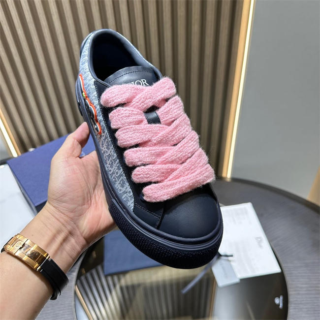 D10r sneaker