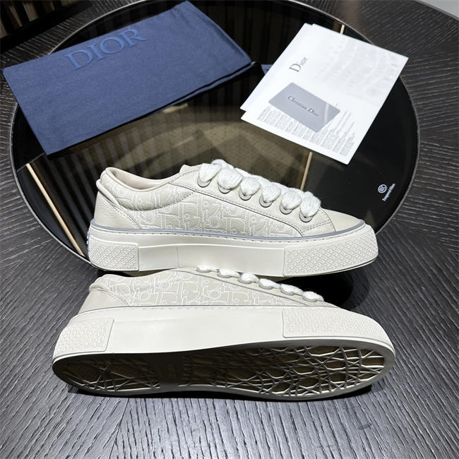 D10r sneaker