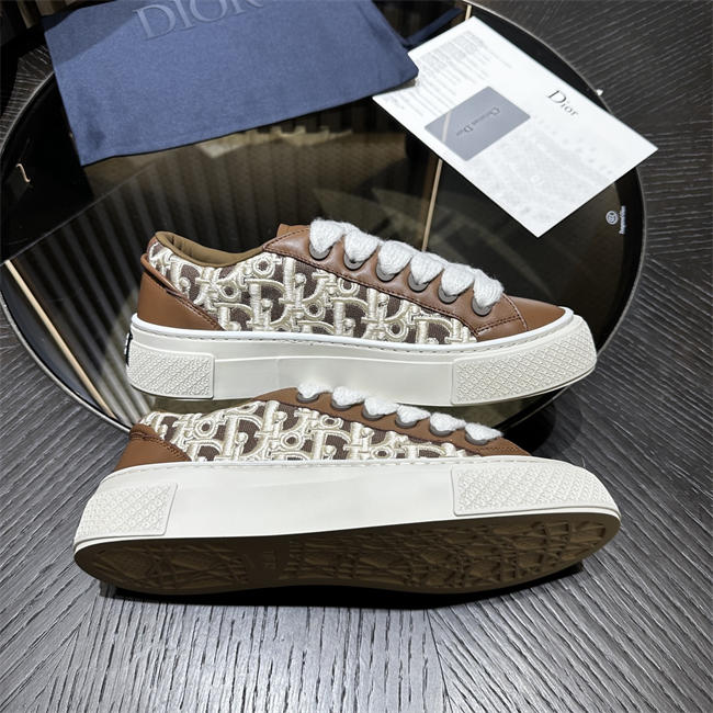 D10r sneaker