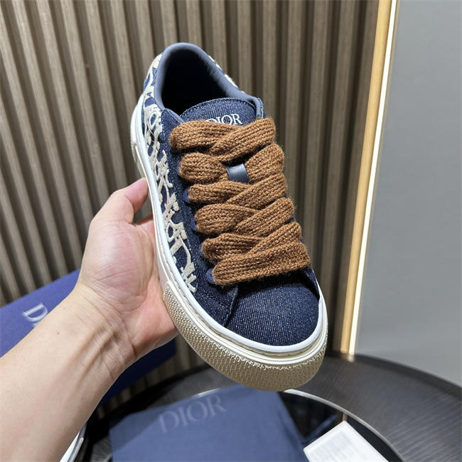 D10r sneaker