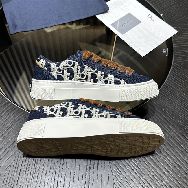 D10r sneaker