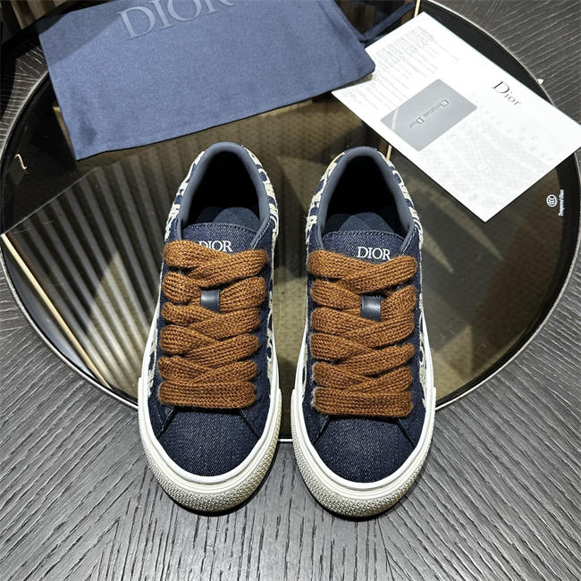 D10r sneaker