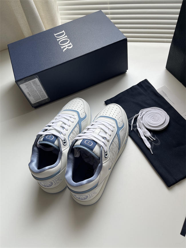 D10r b27 sneaker