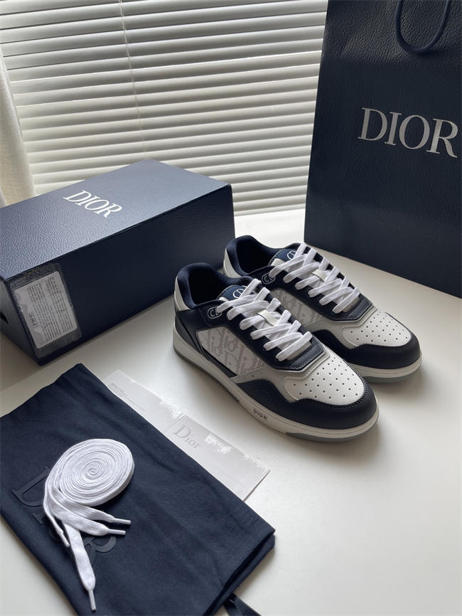D10r b27 sneaker