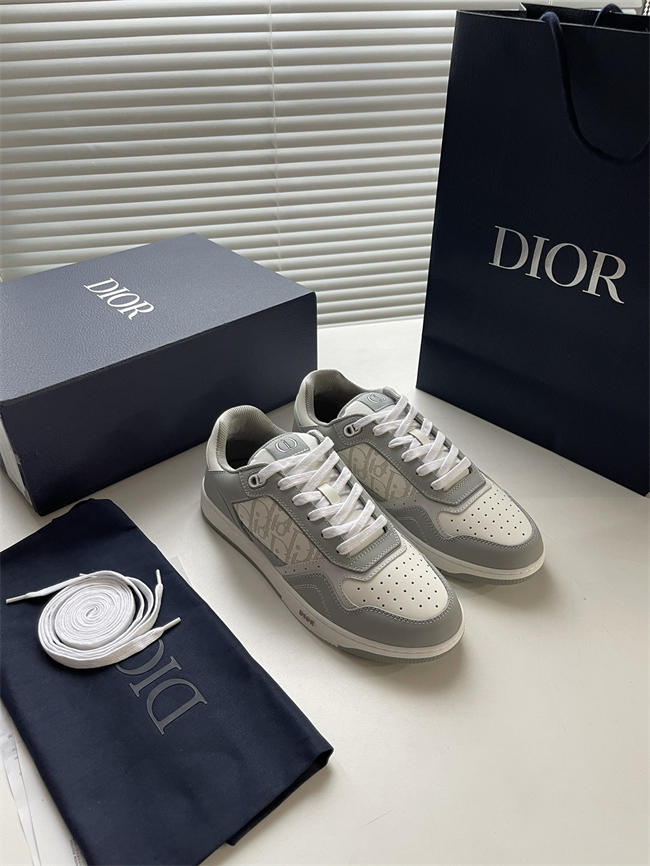 D10r b27 sneaker