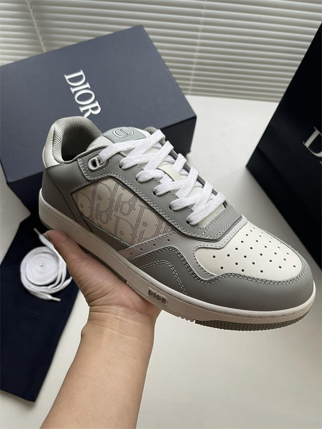D10r b27 sneaker
