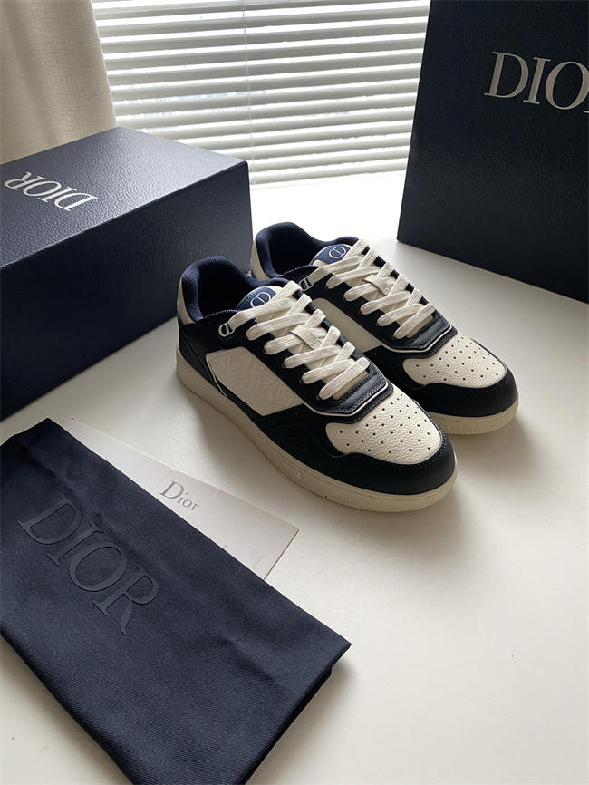 D10r b27 sneaker