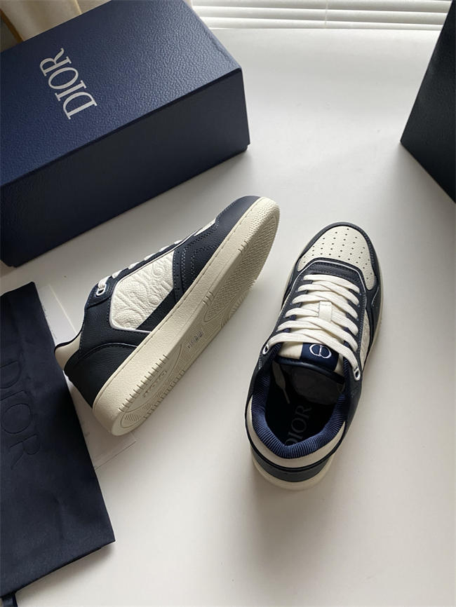 D10r b27 sneaker