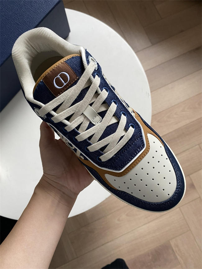 D10r b27 sneaker