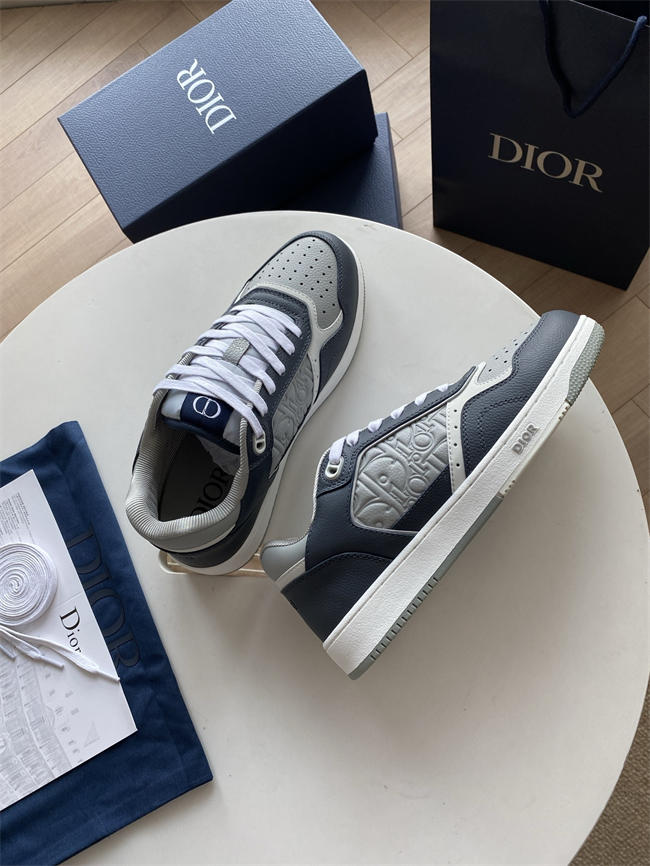 D10r b27 sneaker
