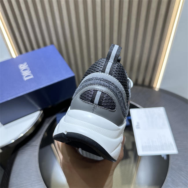 D10r b22 sneaker