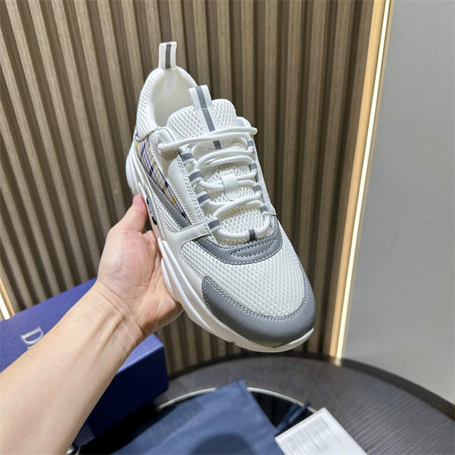 D10r b22 sneaker