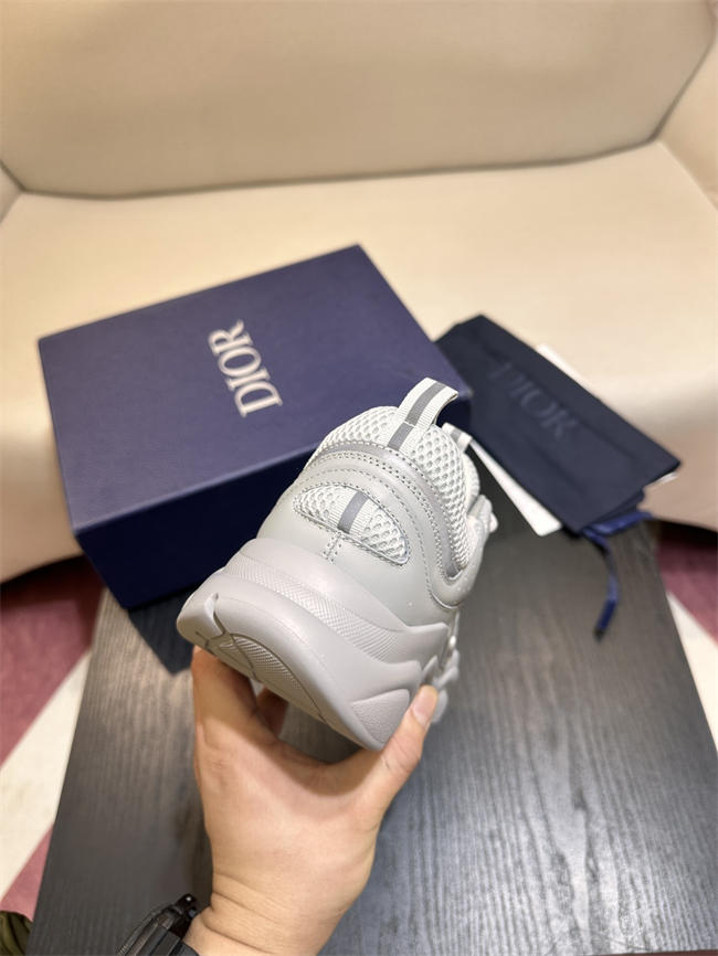 D10r b22 sneaker