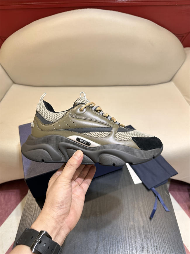 D10r b22 sneaker