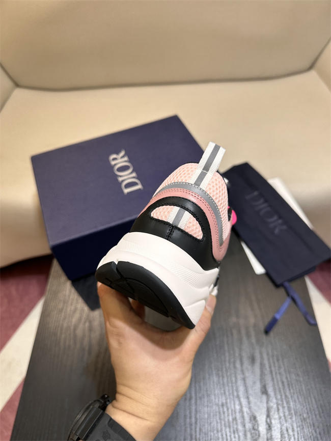 D10r b22 sneaker