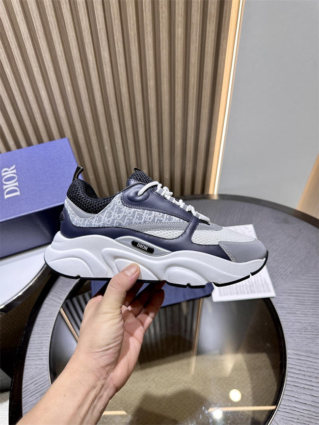 D10r b22 sneaker