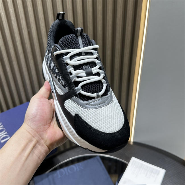 D10r b22 sneaker