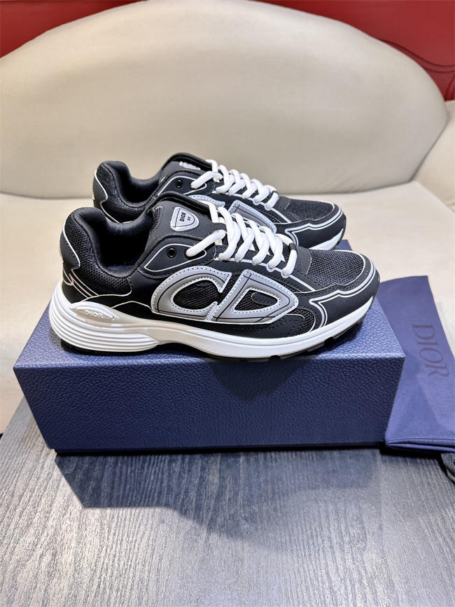 D10r b30 sneaker