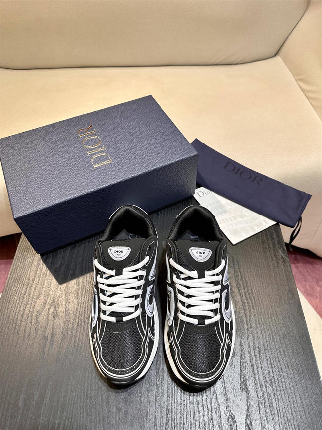 D10r b30 sneaker