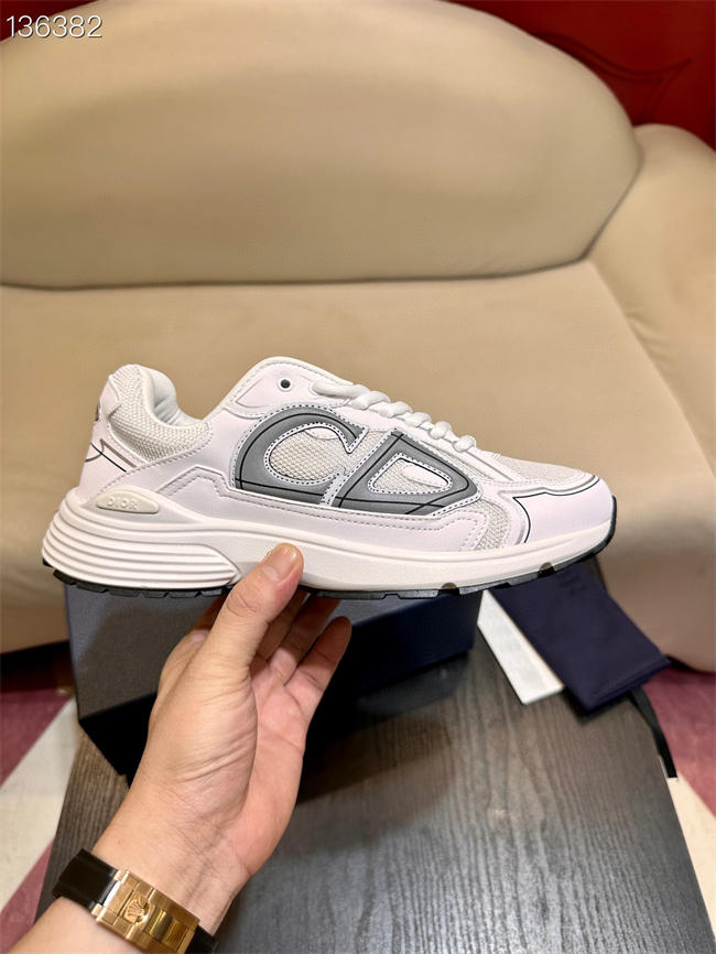 D10r b30 sneaker