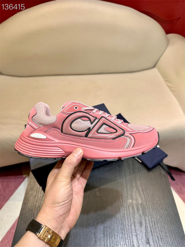 D10r b30 sneaker