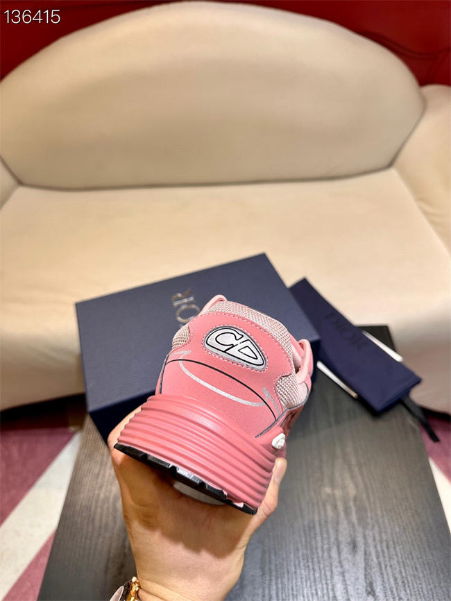 D10r b30 sneaker