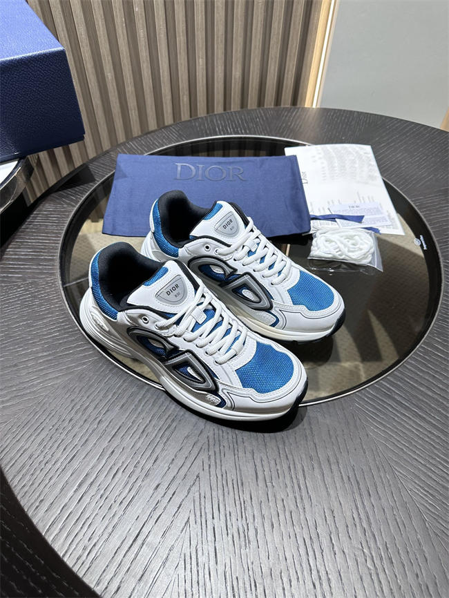 D10r b30 sneaker