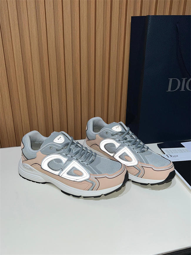 D10r b30 sneaker