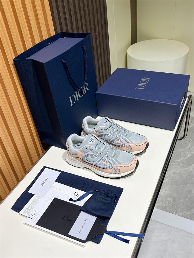 D10r b30 sneaker