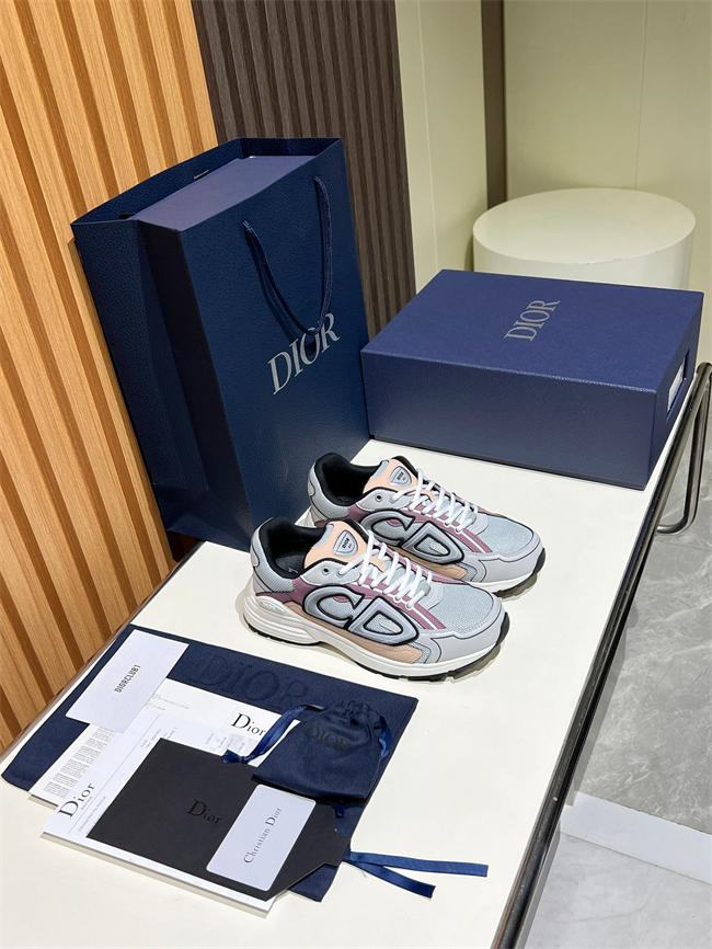 D10r b30 sneaker