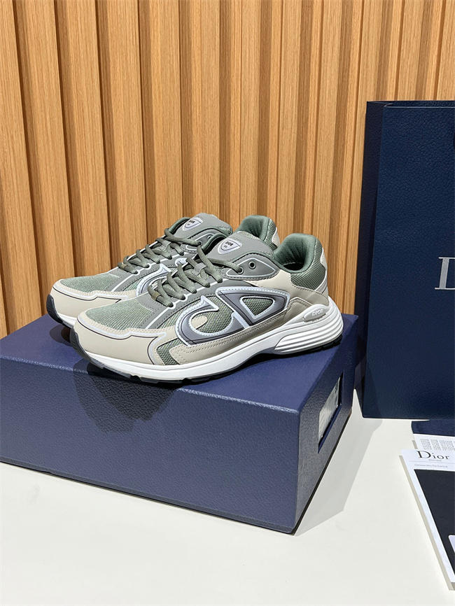 D10r b30 sneaker
