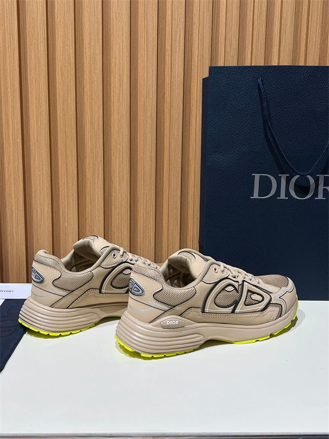D10r b30 sneaker