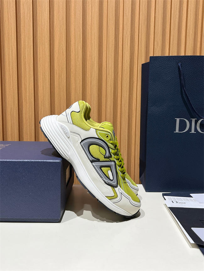 D10r b30 sneaker