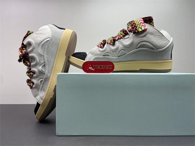 Lanu1n curb sneaker