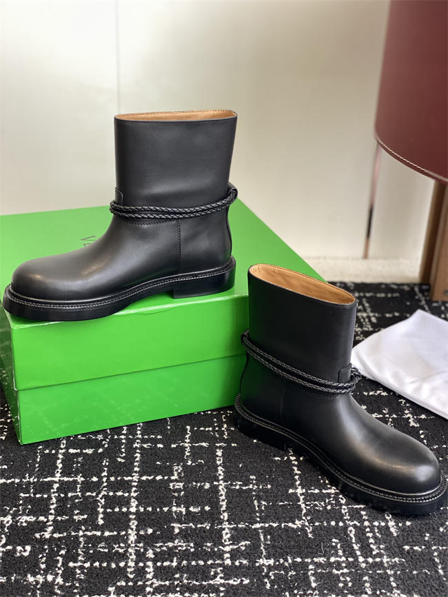 b0tt*ga Ven*ta boot