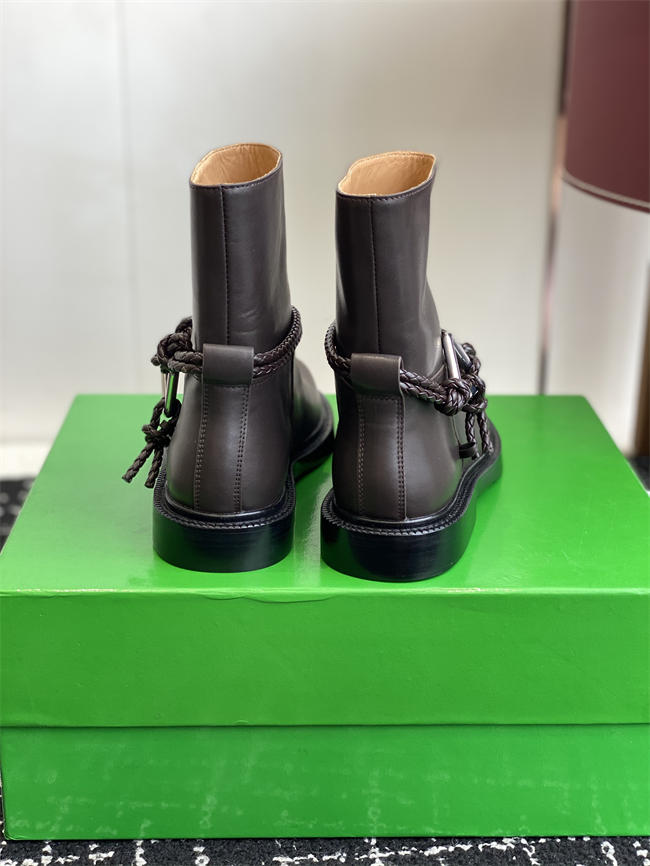 b0tt*ga Ven*ta boot