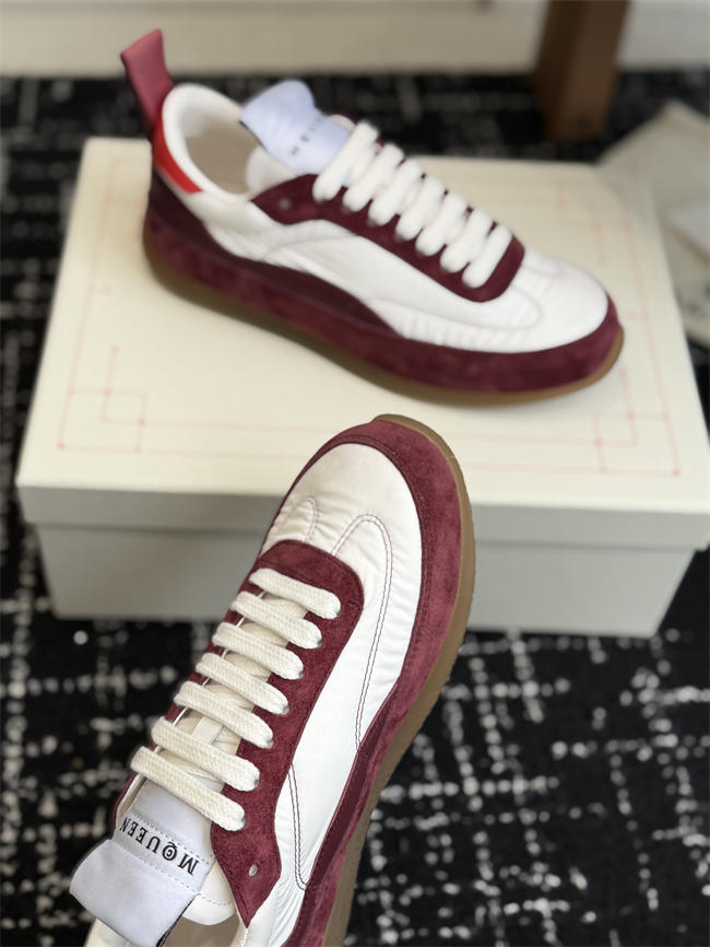 Mcqv*en sneaker